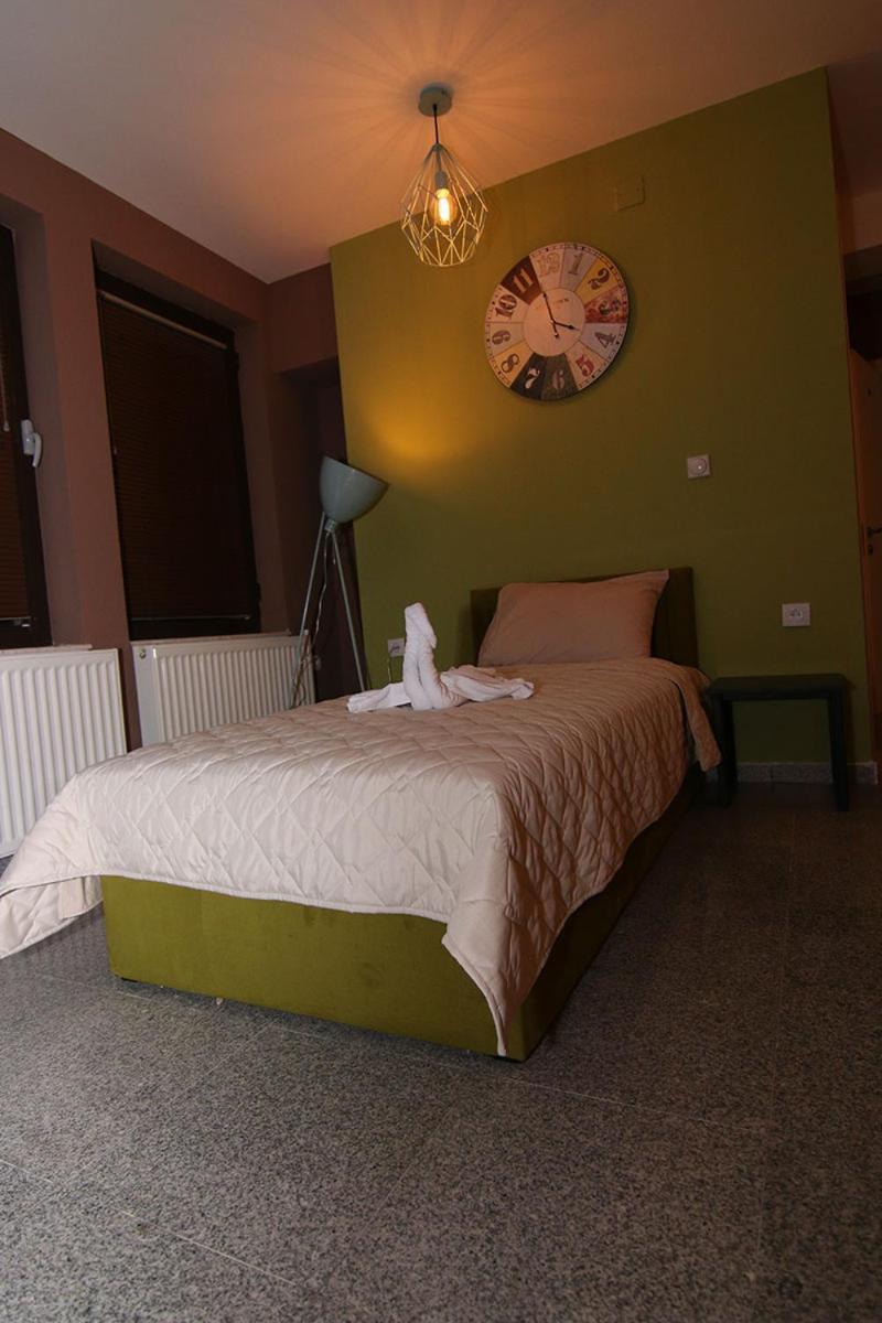 Hotel Korzo Бітола Екстер'єр фото