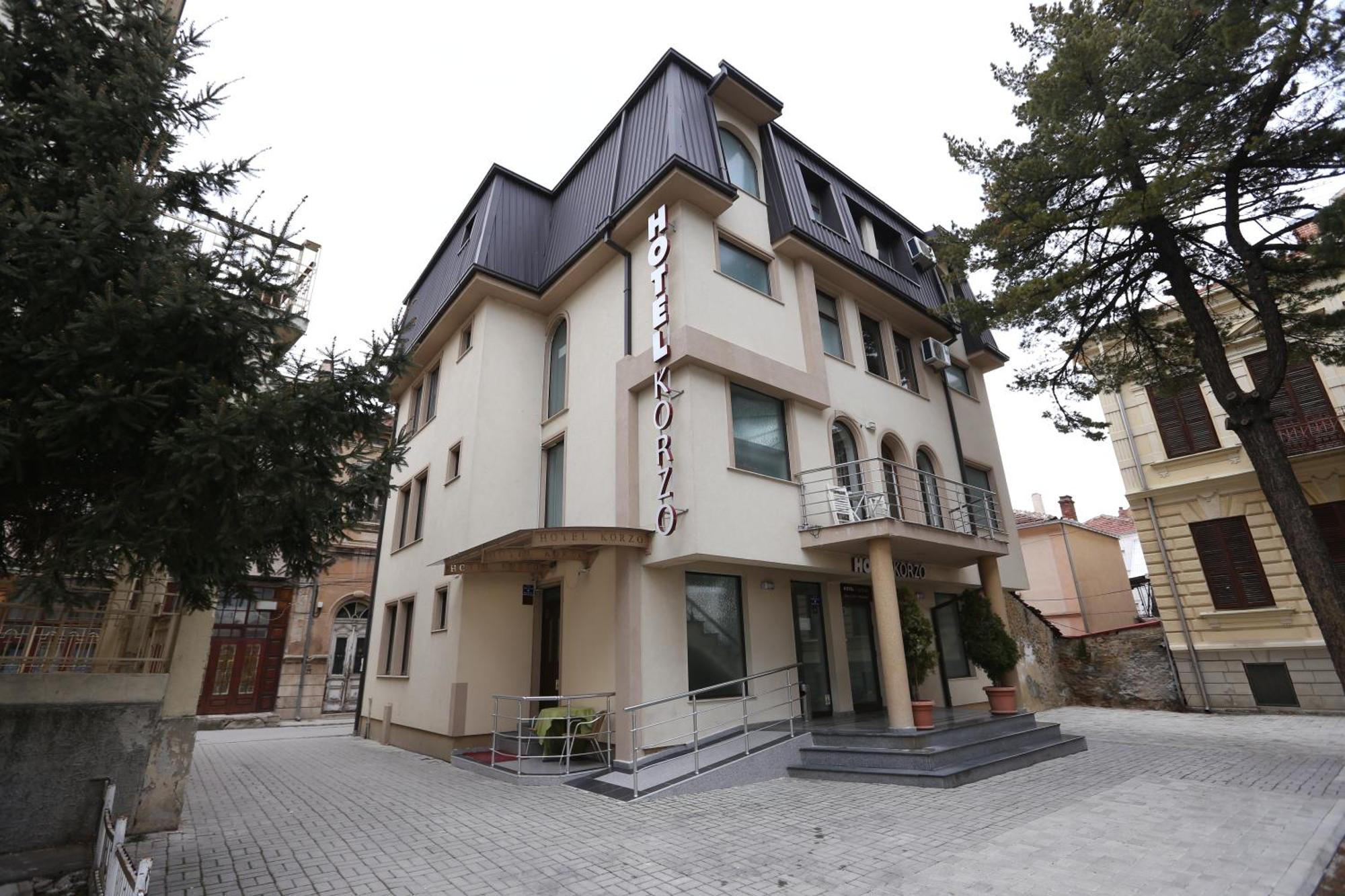 Hotel Korzo Бітола Екстер'єр фото
