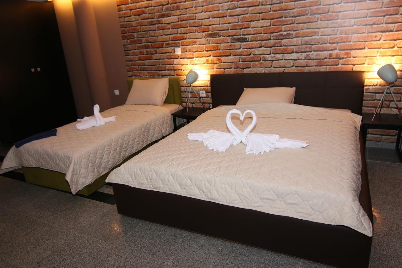 Hotel Korzo Бітола Екстер'єр фото