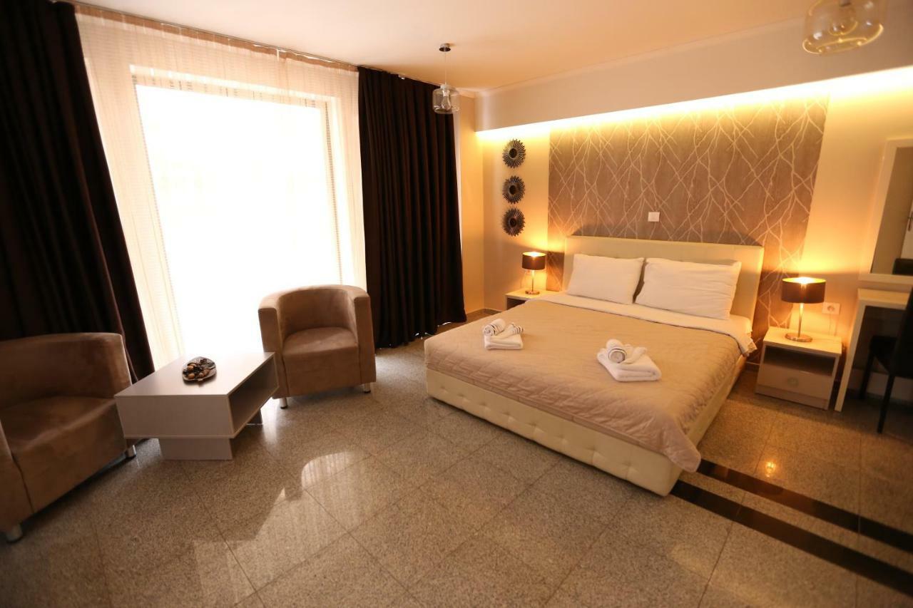 Hotel Korzo Бітола Екстер'єр фото