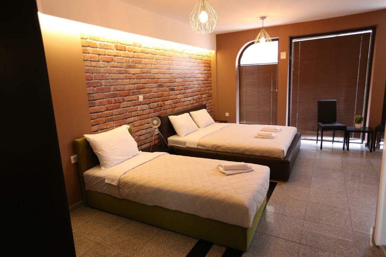 Hotel Korzo Бітола Екстер'єр фото